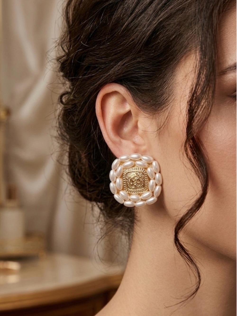 5/$25 Gold and Cream Pearl Earrings